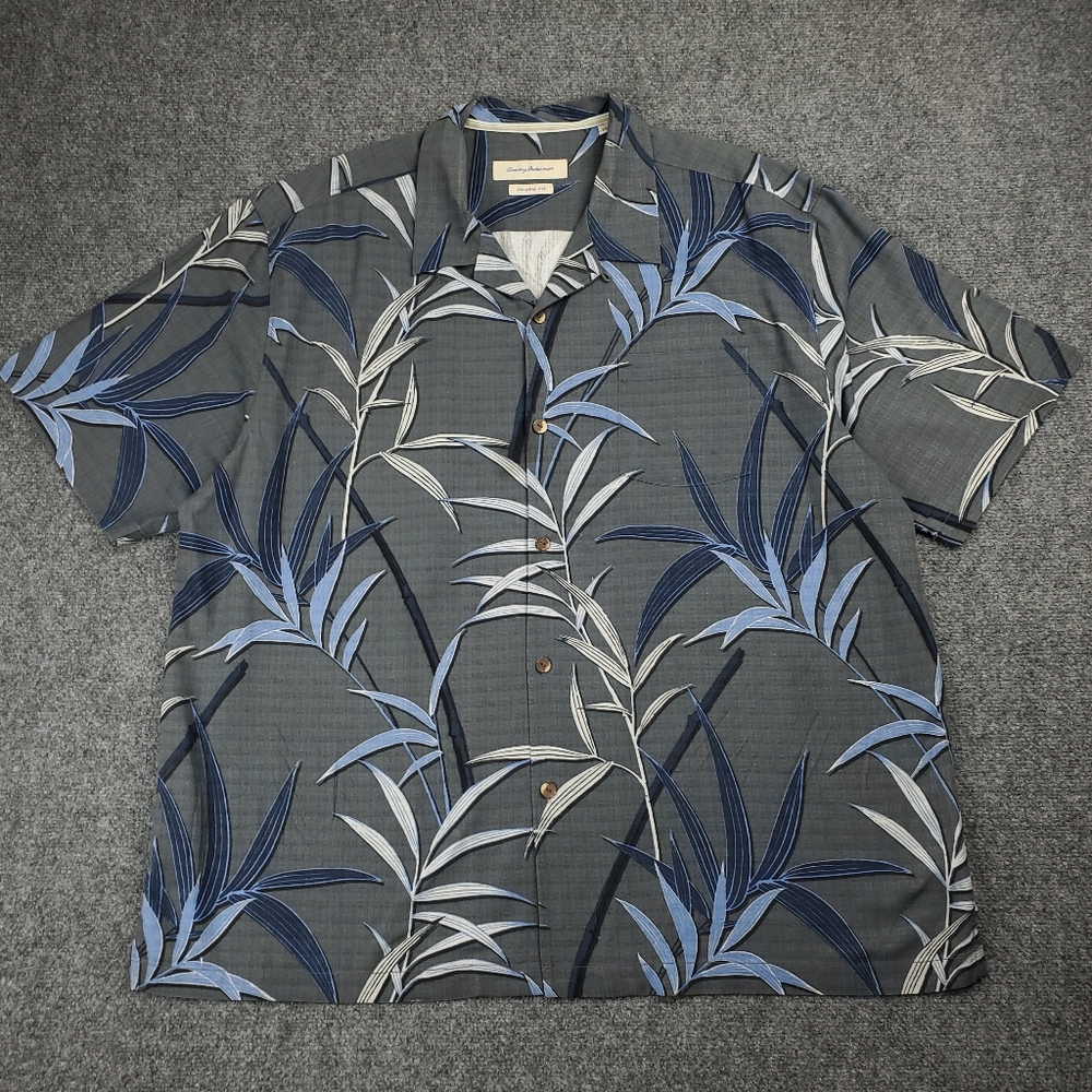 Tommy Bahama 100% Silk Hawaiian Camp Shirt Mens 2XL Original Fit Short Sleeve